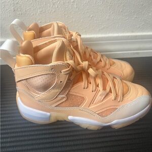 Air Jordan Women Retro Cream Pink